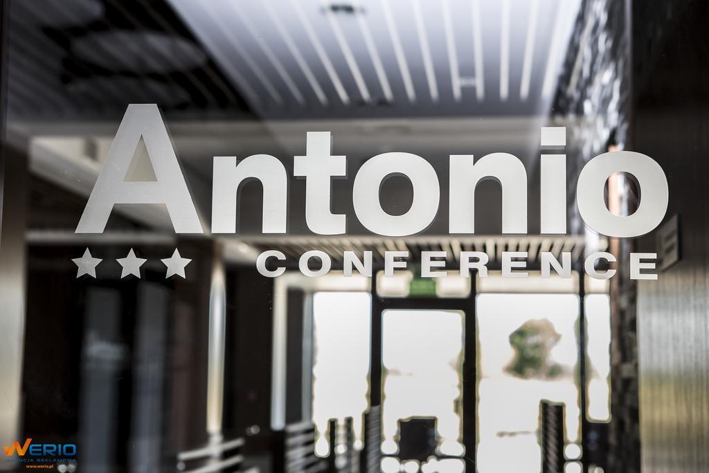 Hotel Antonio Conference Brzeg Buitenkant foto